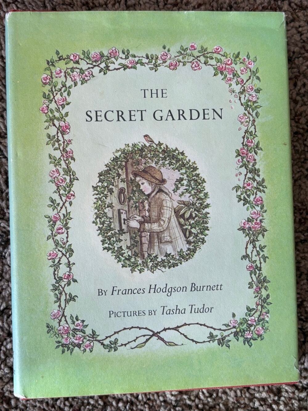 The Secret Garden Frances Hodgson Burnett 1962 Vintage Hardcover Tasha Tudor Art